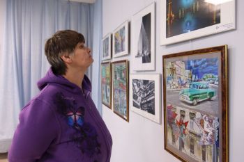 Городская среда в рамках: обучение через выставку
