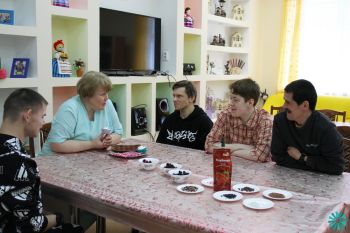 В кадре - мороженое