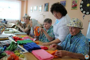 В кружках рукоделия