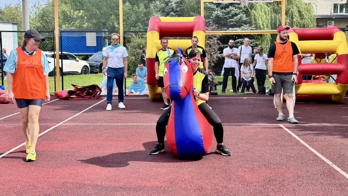 На Спортивном фестивале сотрудников На Спортивном фестивале сотрудников